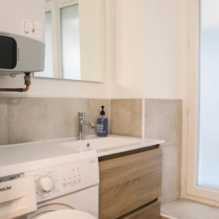 Apartment Charming In The Heart Of 14