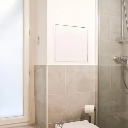 Apartment Charming In The Heart Of 14